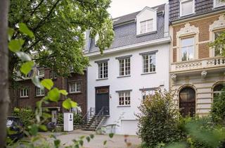 Villa kaufen in 47800 Bockum, KR-Bockum! Beeindruckende Stadtvilla der Extraklasse in Stadtwaldnähe!