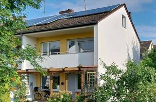 Haus kaufen in 32657 Lemgo, Familienfreundliches Reihenendhaus mit Gartenidylle im beliebten Künstlerviertel von Lemgo