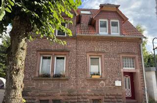 Haus kaufen in 67714 Waldfischbach-Burgalben, Wunderschönes saniertes Einfamilien-Wohnhaus mit historischem Baustil in Waldfischbach-Burgalben