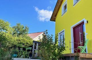 Haus mieten in Feldbergstraße 76, 61389 Schmitten, Platz zum Leben, Spielen und Gärtnern: Sonniges Einfamilienhaus mit 6 Zimmern und Feldbergblick