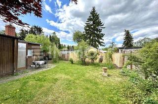 Grundstück zu kaufen in 13587 Spandau, Natur trifft Stadt – Charmantes Gartenrefugium am Stadtrand