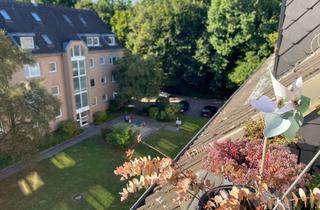 Wohnung kaufen in Basaltweg, 22395 Poppenbüttel, Maisonettewohnung im Dachgeschoss mit Balkon