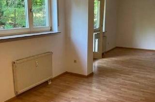 Wohnung kaufen in Erasmusstr., 79395 Neuenburg, Großzügige 1-Zi-Whg. mit grosser Erdterrasse u. PKW-Stellplatz in Neuenburg