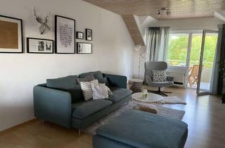 Wohnung mieten in Wehrstraße 20, 73235 Weilheim, Sehr schöne 2,5-Zimmer-Dachgeschosswohnung mit Balkon und EBK in Weilheim an der Teck