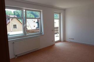 Wohnung mieten in Pirnaer Straße 103, 01829 Stadt Wehlen, Helle 3-Zimmer-Wohnung mit Balkon im 2. OG in Stadt Wehlen