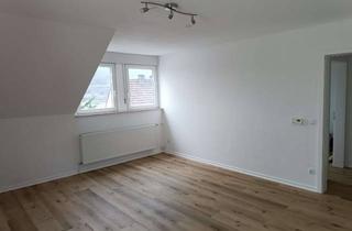 Wohnung mieten in Ludwigstraße 23, 57076 Siegen, Schöne 3-Zimmer-Dachgeschosswohnung mit EBK in Siegen-Weidenau nahe Uni