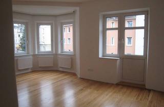 Wohnung mieten in 86159 Antonsviertel, Charmante 4 ZKB-Wohnung in begehrter Wohnlage am Wittelsbacher Park