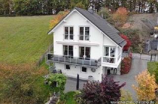 Einfamilienhaus kaufen in 59872 Meschede, Hochwertiges Einfamilienhaus mit Panoramablick über das Sauerland für Paare oder kleine Familien