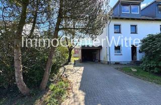 Reihenhaus kaufen in 25436 Tornesch, Haus mit großem Garten, Dachstudio, Carport und Vollkeller in Tornesch