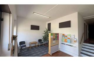 Gewerbeimmobilie kaufen in 86163 Hochzoll, Gewerbeeinheit mit viel Platz nahe dem Zentrum