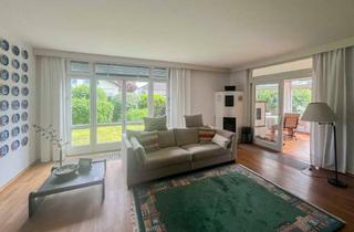 Haus kaufen in 84489 Burghausen, Großzügiges Familiendomizil mit Potenzial für zwei Wohneinheiten und herrlichem Garten