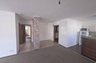 Wohnung mieten in 66763 Dillingen, Dillingen: Erdgeschoss-Wohnung mit 2 Zimmern, Küche (auf Wunsch mit EBK) und Bad