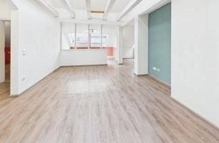 Wohnung kaufen in 91732 Merkendorf, Lichtdurchflutetes Wohnerlebnis unter dem Dach