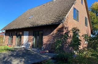 Einfamilienhaus kaufen in 21398 Neetze, Neetze - Entkerntes Einfamilienhaus am Ortsrand (3 Parteien möglich)