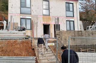 Haus kaufen in 63911 Klingenberg, Klingenberg am Main - Zweifamilienhaus