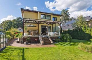 Einfamilienhaus kaufen in 15732 Eichwalde, Eichwalde - Hochwertiges Einfamilienhaus mit Einliegerwohnung & Pool