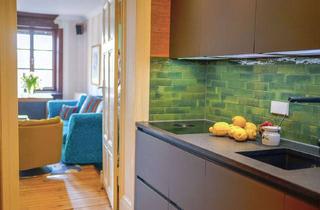 Wohnung kaufen in Belforter Straße 21, 10405 Prenzlauer Berg, Ein Herbsttraum - mitten in Berlin mit Balkon, Ruhe und Garten