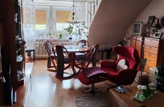 Wohnung kaufen in Breslauer Straße 40, 63110 Rodgau, Gepflegte 2-Zimmer Dachgeschosswohnung in Rodgau