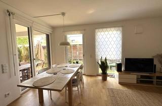 Wohnung kaufen in Trevor-Moore-Straße 22, 85356 Freising, Moderne 3-Raum-EG-Garten Wohnung mit EBK in Freising (Energie: A, Baujahr 2016)