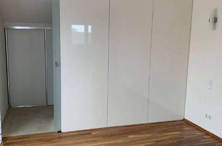 Wohnung mieten in Auf Dem Bült 18a, 48324 Sendenhorst, Gepflegte DG-Wohnung mit vier Zimmern sowie Balkon und EBK in Sendenhorst