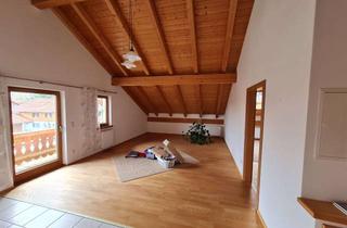 Wohnung mieten in 82054 Sauerlach, Stilvolle, geräumige und gepflegte 2-Zimmer-DG-Wohnung mit Balkon und Einbauküche in Arget