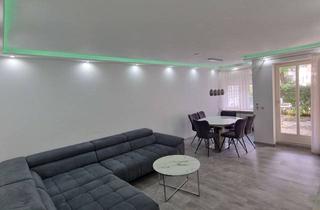 Wohnung mieten in Inninger Straße 51, 86179 Haunstetten, Modernisierte 3-Zimmer EG-Wohnung mit Garten & Einbauküche
