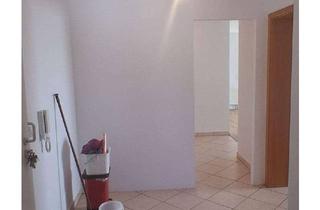 Wohnung mieten in Furtwänglerstraße 10, 76571 Gaggenau, Charmante 3-Zimmer-Wohnung mit Terrasse und kleinem Rasenstück in ruhiger Lage