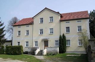 Wohnung mieten in Oberhofberg, 01877 Schmölln-Putzkau, Sonnige Maisonettewohnung, Garage und Spielplatz