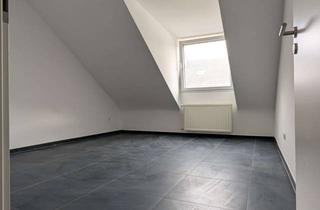 Wohnung mieten in Obere Wilhelmstraße, 53225 Beuel, Moderne, frisch sanierte Dachgeschosswohnung im Herzen von Beuel