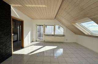 Wohnung mieten in Sonnenhalde, 71686 Remseck am Neckar, Sonnige 3-Zimmer Maisonette-Wohnung mit Balkon und tollem Ausblick auf Neckartal