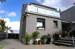 Einfamilienhaus kaufen in 68804 Altlußheim, Exklusiv saniertes Einfamilienhaus mit PV-Anlage, Carport und modernster Ausstattung