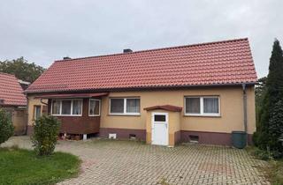 Einfamilienhaus kaufen in Griesener Dorfstraße 48, 06785 Griesen, Einfamilienhaus mit Nebengelass und Garagen in Griesen, Oranienbaum-Wörlitz