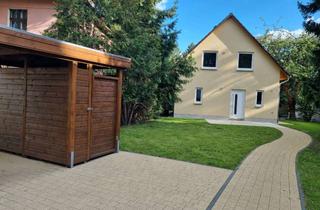 Einfamilienhaus kaufen in 13505 Konradshöhe (Reinickendorf), Erstbezug nach Neubau von Privat - Charmantes Einfamilienhaus mit Garten im grünen Norden Berlins