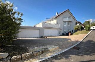 Einfamilienhaus kaufen in 73101 Aichelberg, Provisionsfrei – Großzügiges Einfamilienhaus mit ELW, 2 Doppelgaragen und traumhafter Aussicht