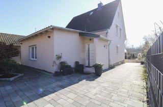 Einfamilienhaus kaufen in 63477 Maintal, Modernes Einfamilienhaus mit Garage und Traumgarten – Naturnah Wohnen in Maintal!