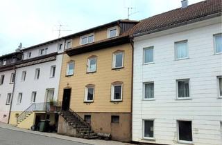 Haus kaufen in 78147 Vöhrenbach, **Rohdiamant zum Selbstverwirklichen** - Reihenmittelhaus - Vöhrenbach