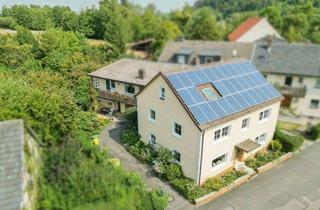 Haus kaufen in 96268 Mitwitz, Großes Haus mit Garage und Photovoltaikanlage!