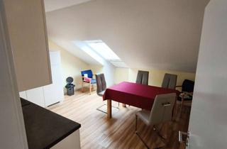 Wohnung kaufen in Bruckhauser Str. 32-34, 47139 Beeck, DU-Beeck, Bruckhauser Str.., schöne 1 Raum DG- Wohnung, ca. 50m2 Wfl. mit Aufzug