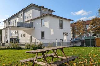 Wohnung kaufen in Schäfflerbachstraße 40, 86153 Innenstadt, Helle 5-Zimmer-Wohnung mit großer Dachterrasse, eigenem Eingang und Weitblick über das Textilviertel