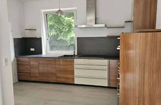 Wohnung mieten in Hauptstraße 15, 32457 Porta Westfalica, Erstbezug nach Sanierung: 3-Zi.-Wohnung mit Balkon & PKW-Stellplatz in Porta Westfalica