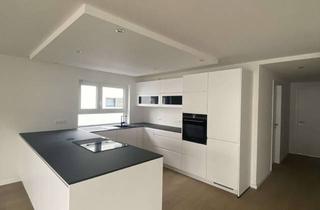 Wohnung mieten in 75365 Calw, Helle 3,5 Zimmer-Wohnung mit Balkon und Einbauküche in Calw