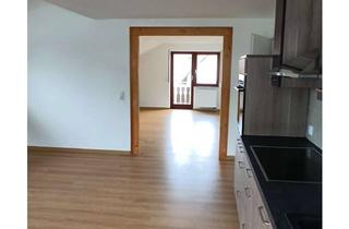 Wohnung mieten in 79395 Neuenburg am Rhein, Attika-Wohnung mit Balkon in Neuenburg am Rhein