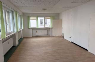 Wohnung mieten in Auf Den Steinen 14, 59469 Ense, Großzügige, helle 3-Zimmer-Erdgeschosswohnung in Ruhiger Lage von Niederense