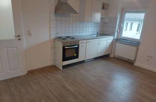 Wohnung mieten in Berliner Straße 90, 42929 Wermelskirchen, Helle 2-Zimmer Wohnung im 2. OG in Wermelskirchen