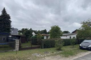 Haus kaufen in Zur Großen Krampe 22, 12559 Müggelheim, Wohngrundstück mit Bungalow