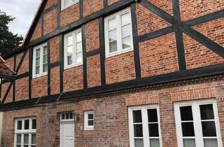 Haus mieten in Sandberg, Hhs 45b, 25335 Elmshorn, Luxuriöses Einfamilienhaus mit 6 Zimmern in Elmshorn