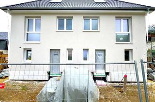 Haus mieten in Weilerstr. 2-4, 50374 Erftstadt, Neubau Erstbezug in moderne Doppelhaushälfte mit Garten
