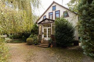 Haus kaufen in 31812 Bad Pyrmont, Bad Pyrmont - Gartengrundstück mit 2 Häusern