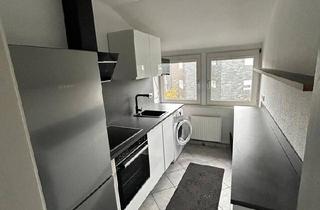 Wohnung kaufen in 42551 Velbert, Velbert - Top gepflegte 2 Zimmer Dachgeschosswohnung