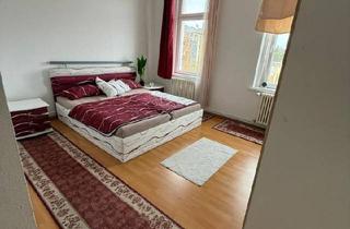 Wohnung kaufen in 08525 Plauen, Plauen - 4 Zimmer Wohnung mit Balkon und Badewanne